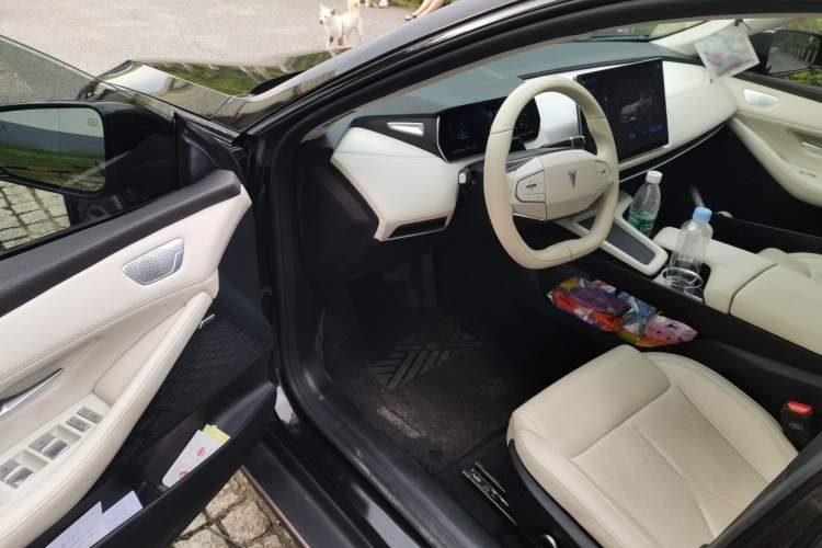 Used Deepal SL03 2022 1.5L 1200 Extended-Range Version Driver Seat