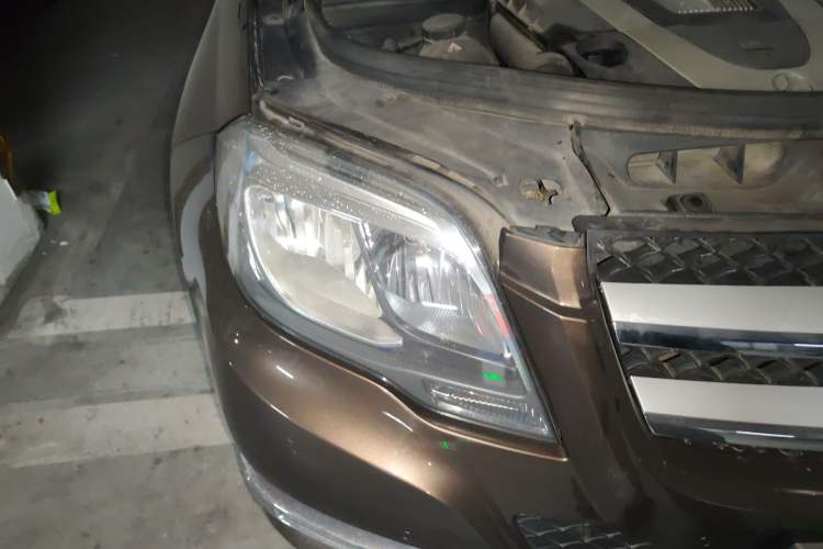 Used Mercedes-Benz GLK-Class 2013 GLK 300 4MATIC Dynamic Sunroof Model
