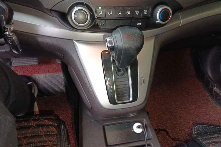 Used Honda CR-V 2012 2.0L two-wheel drive urban version Gear Lever