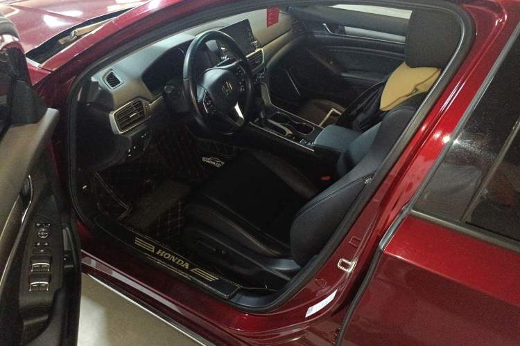 Used Honda Accord 2018 260TURBO Luxury Edition China V Emission Standard
