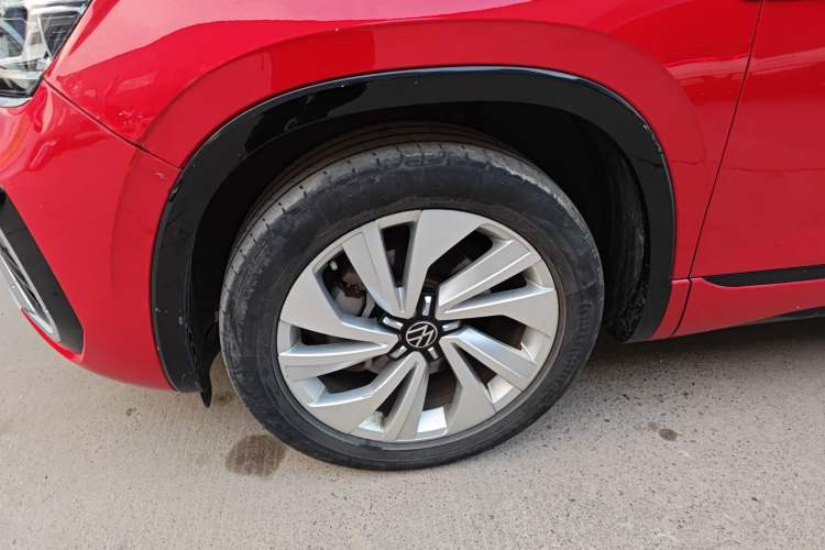 Used Volkswagen Tayron X 2020 330TSI Two-Wheel Drive Luxury Smart Connectivity Version
