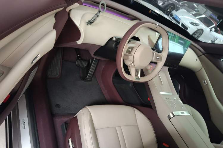 Used Xiaomi Auto YU7 2025 Ultra-Long Range All-Wheel Drive Pro Version
