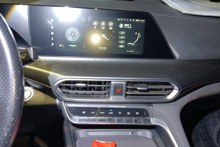 Used CHANGAN UNI-T 2022 1.5T Prestige Version