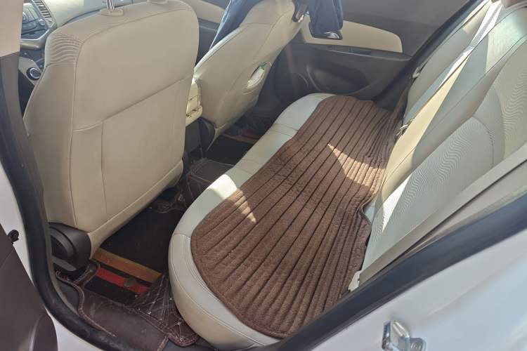 Used Chevrolet Cruze 2015 1.5L Classic SE AT
