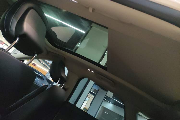 Used Lincoln Corsair 2024 2.0T Two-Wheel-Drive Luxury Edition