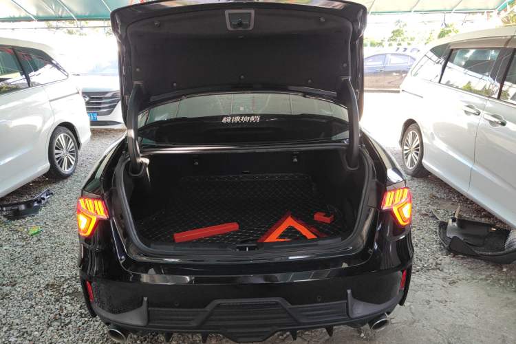 Used Lynk & Co 03 2020 1.5TD DCT JingPro Edition