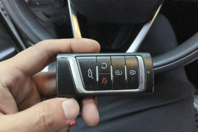 Used GAC Trumpchi M6 2019 270T Automatic Luxury Edition (7-seater) China V Standard