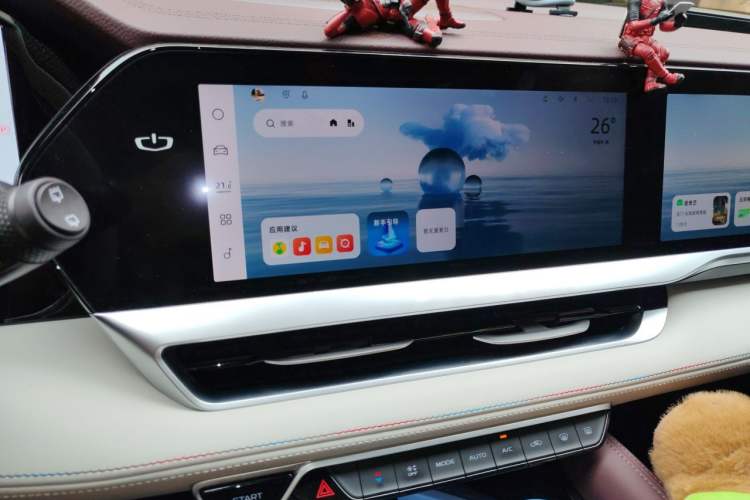 Used Geely Auto Monjaro L 2024 2.0TD High-Power Automatic Two-Wheel Drive Skyline Edition
