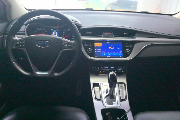 Used Geely Auto Emgrand GS 2016 Sport Edition 1.3T Automatic ZhenShang Model Center Console