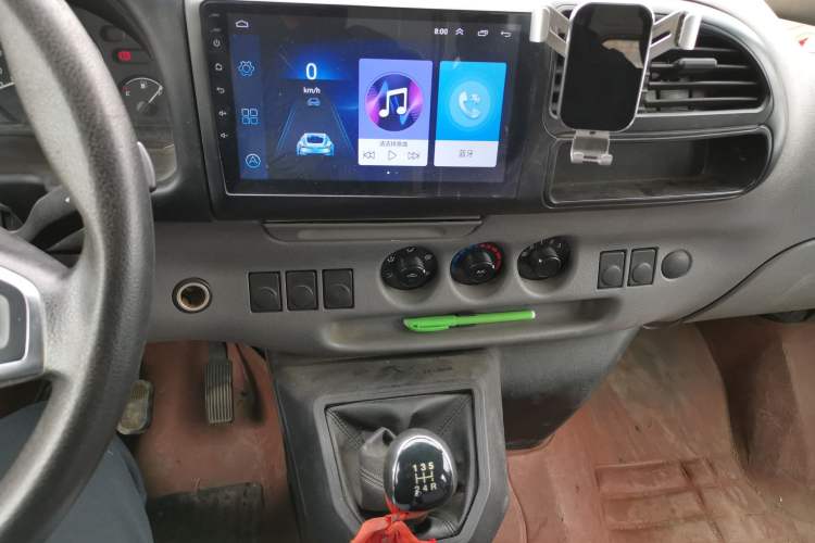 Used JMC Transit 2017 2.8T Commercial Version Short Wheelbase Mid-Roof 6/7/8-Seater JX493