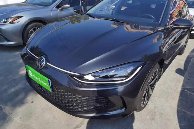 Used Volkswagen Lamando 2022 Lavida L 280TSI DSG Cool & Spicy Edition