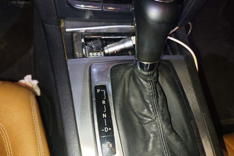 Used Mercedes-Benz E-Class 2010 E 260 CGI Coupe