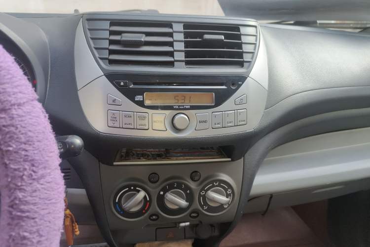 Used Suzuki Alto 2013 1.0L Manual Luxury Model Audio And AC Panel