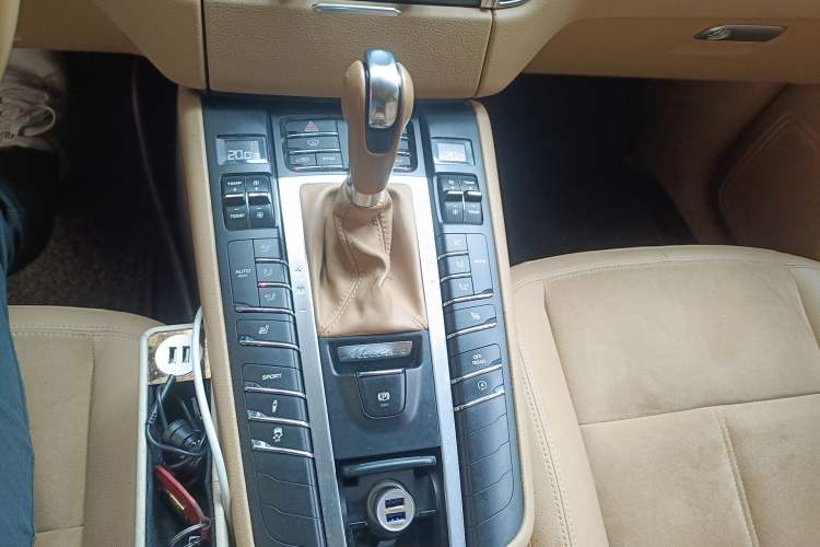 Used Porsche Macan 2014 Macan 2.0T
