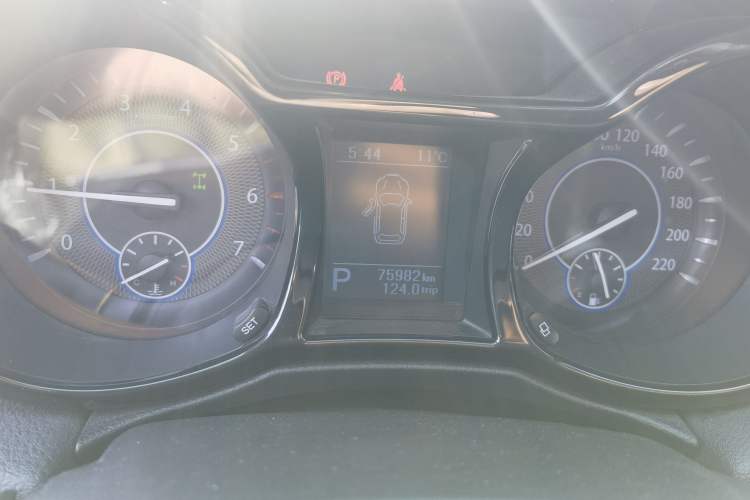 Used JMC Yusheng S350 2016 2.0T Automatic All-Wheel Drive Gasoline Luxury Edition 5 Seats