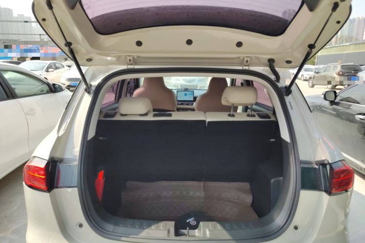 Used Wuling Bingo PLUS 2024 330 km Range Five-Seater Version