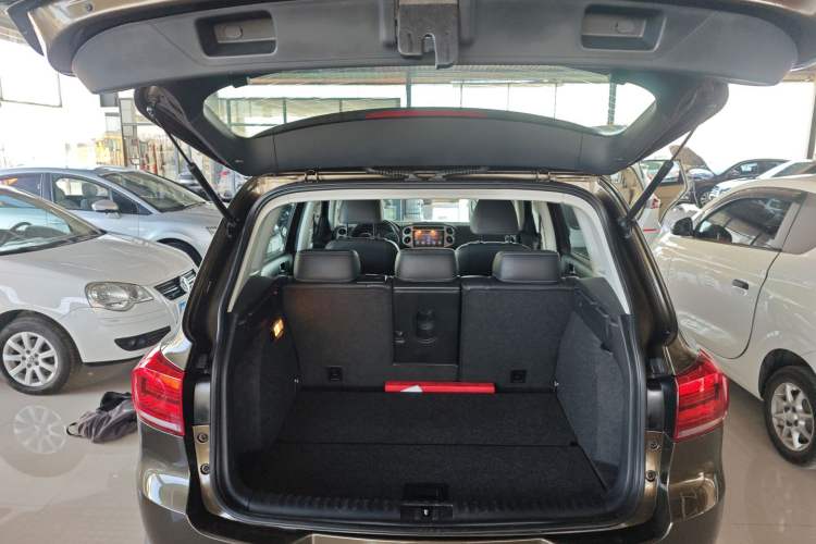 Used Volkswagen Tiguan L 2016 280TSI Automatic Two-Wheel Drive Silk Road Comfort Edition