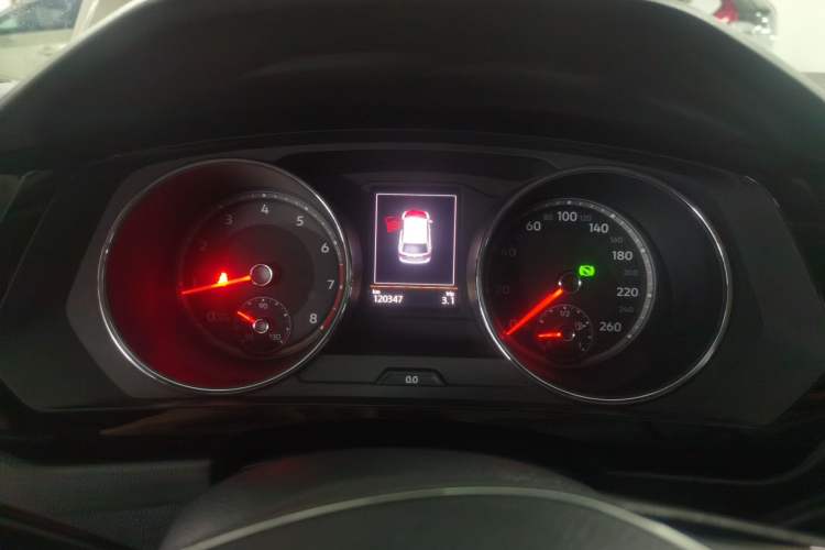 Used Volkswagen Tiguan L 2017 330TSI Automatic Two-Wheel Drive Luxury Edition
