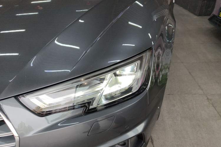 Used Audi A4L 2019 40 TFSI Fashion Edition China VI Emission Standard
