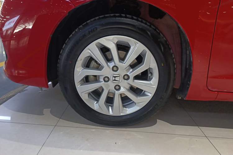 Used Honda Fit 2018 1.5L CVT Comfort Sunroof Version