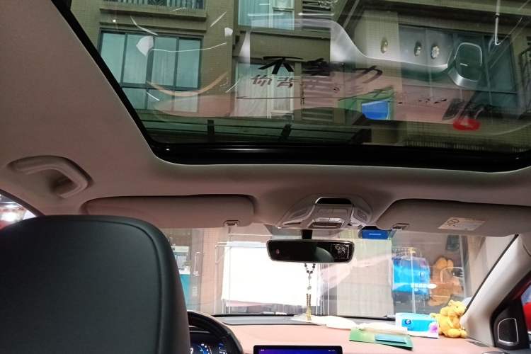 Used Geely Auto Coolray 2019 260T DCT Knight China VI Standard
