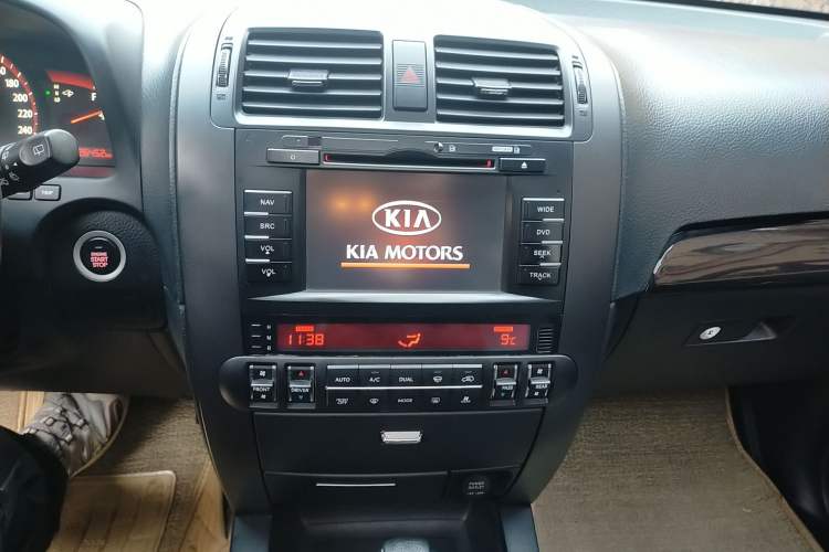 Used Kia Borrego 2008 3.8L Luxury Edition China IV Audio And AC Panel