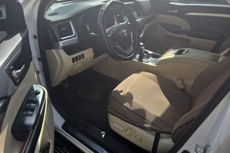 Used Toyota Highlander 2015 2.0T Four-Wheel Drive Luxury Edition 7-Seater
