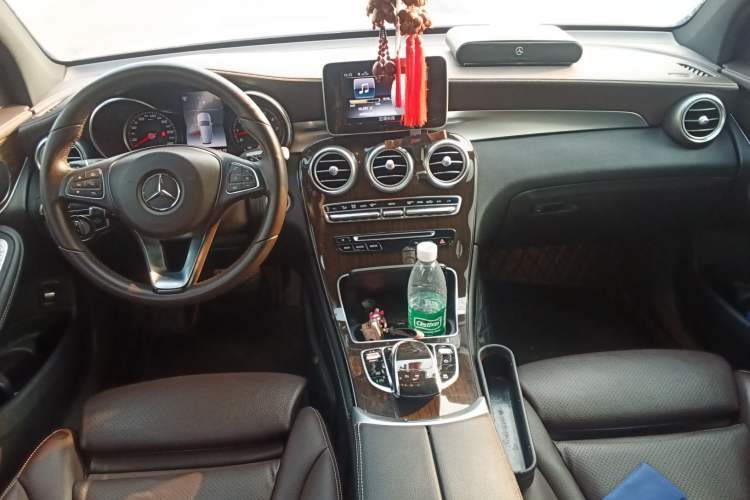 Used Mercedes-Benz GLC 2019 GLC 260 L 4MATIC Dynamic Model
