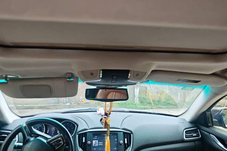 Used Maserati Ghibli 2014 3.0T Standard Edition Headliner