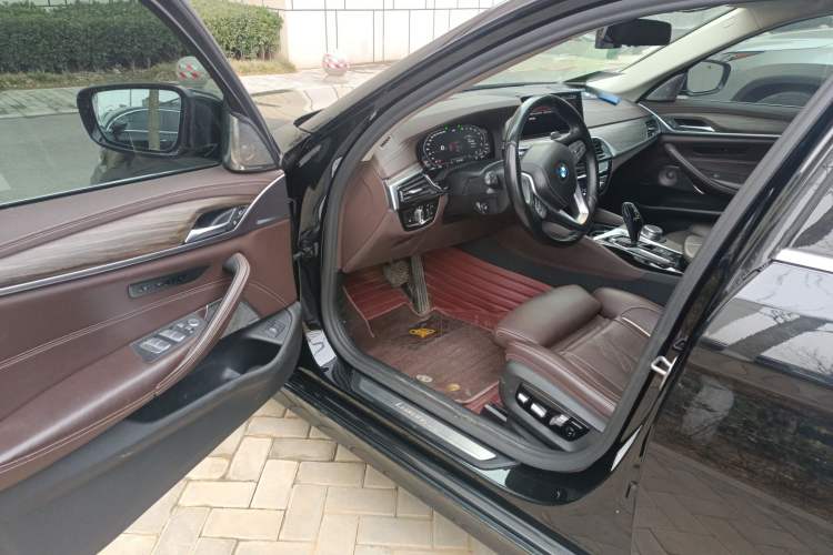 Used BMW 5 Series 2020 530Li Luxury Edition Premium Package Driver Seat