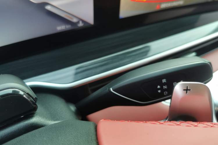 Used EXEED Stellar 2023 400T Two-Wheel Drive Comfort Flyfish Edition