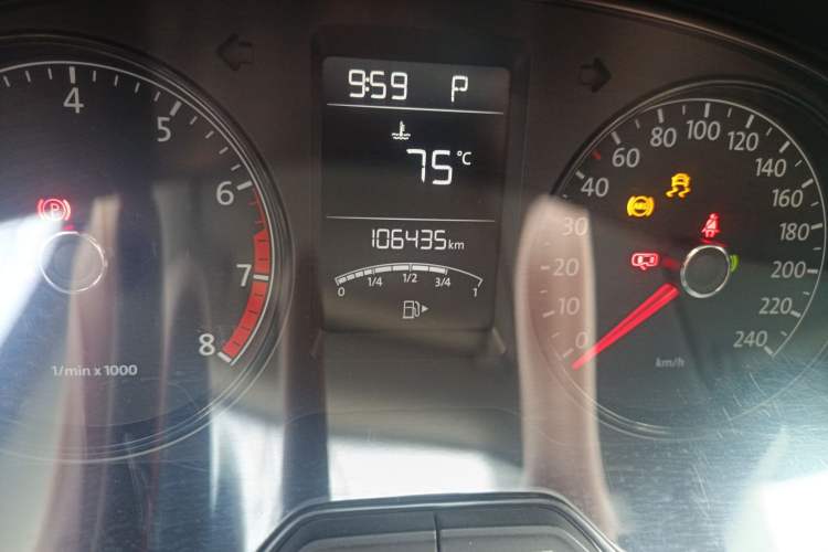 Used Volkswagen Lavida 2013 Revised Classic 1.6L Automatic Fashion Edition
