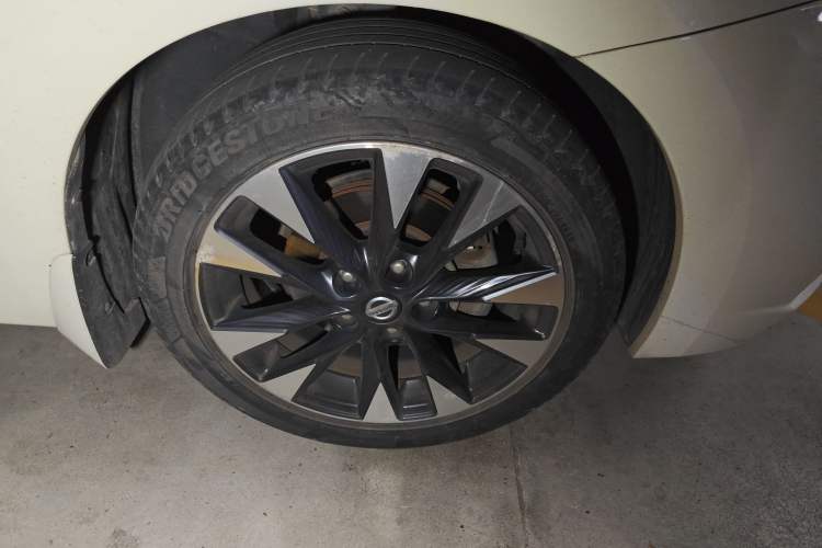 Used Nissan Lannia 2019 1.6L CVT Smart Connect Smart Cool Version China VI Standard
