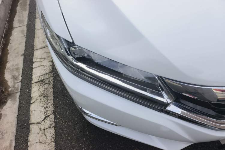 Used Honda Spirior 2017 2.0L Classic Edition Right Front Headlight