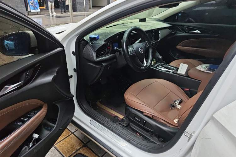 Used Buick Regal 2019 20T Luxury Model China VI Standard