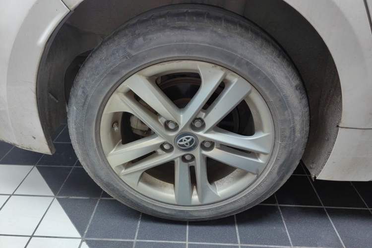 Used Toyota Levin 2022 Facelift TNGA 1.5L CVT Progressive Edition Right Rear Wheel Hub