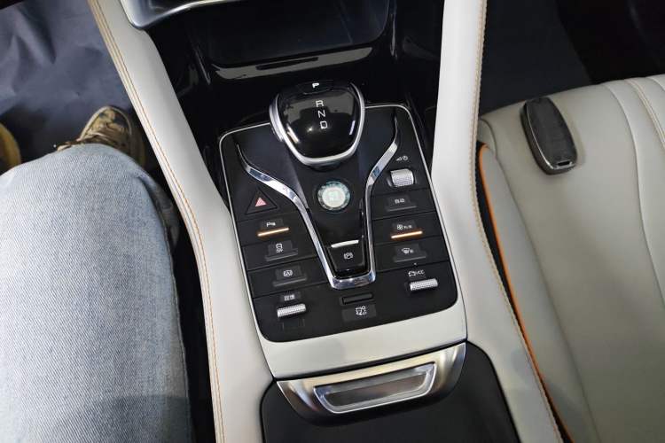 Used BYD Song PLUS New Energy 2021 EV Deluxe Model Gear Lever