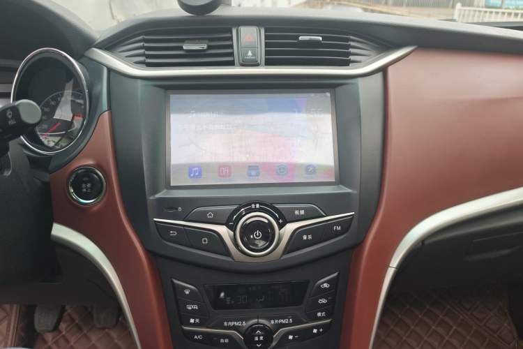 Used BYD G5 2014 1.5TI Manual Luxury Edition