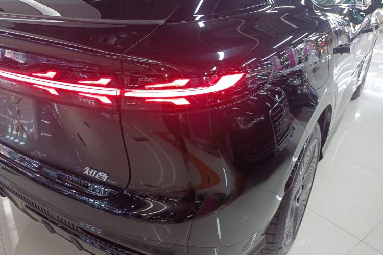 Used VOYAH COURAGE 2024 Four-Wheel Drive Global Edition