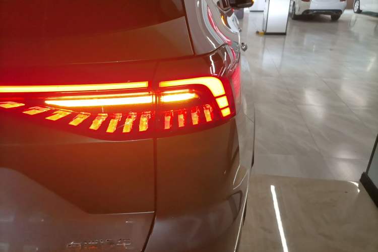 Used Chery Tiggo 8 PRO 2024 Champion Edition 390T Two-Wheel Drive Aoshi Version 5 Seats