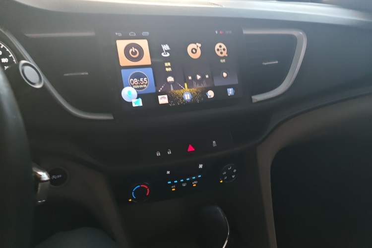 Used Buick GT 2018 15T Dual-Clutch Elite Model China V Standard Audio And AC Panel