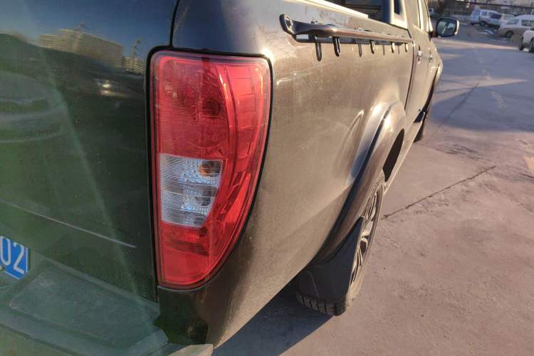 Used JMC Yuhu 7 2020 2.0T Diesel Automatic 2WD Comfort Plus Long Wheelbase China VI Emission Standard JX4D20A6L
