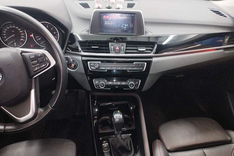 Used BMW X1 2018 sDrive18Li Luxury Model Audio And AC Panel
