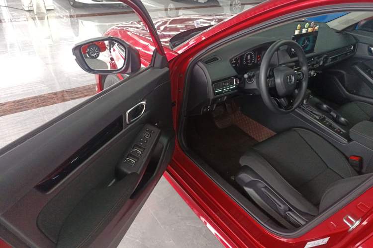 Used Honda Civic 2022 240TURBO CVT Dynamic Edition