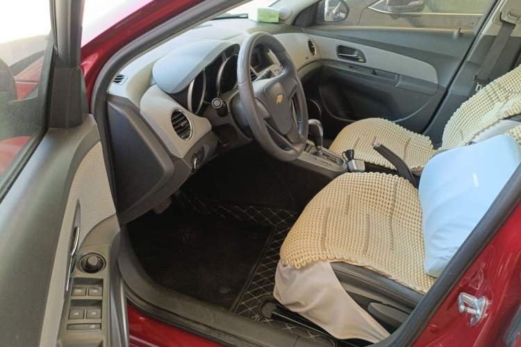 Used Chevrolet Cruze 2011 1.8L SE Automatic
