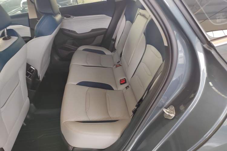 Used Geely Auto Preface 2021 Revised Version 2.0TD Luxury Edition Left Rear Seat