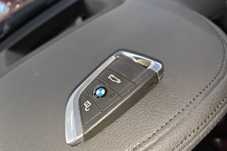 Used BMW X6 2015 xDrive35i Luxury Edition Vehicle Key