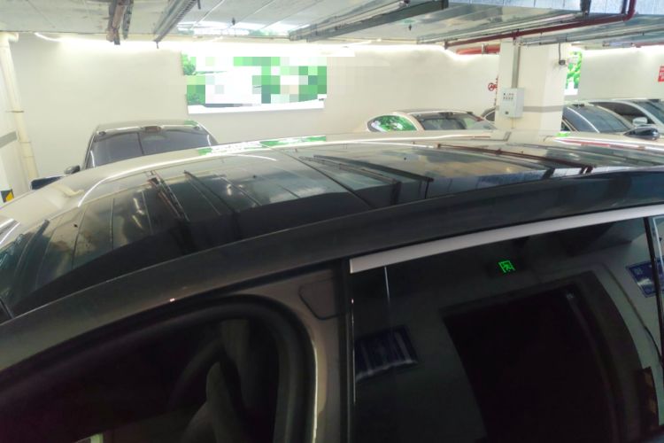 Used ONVO Luxeed L90 2025 Model—Max Six-Seater Version
