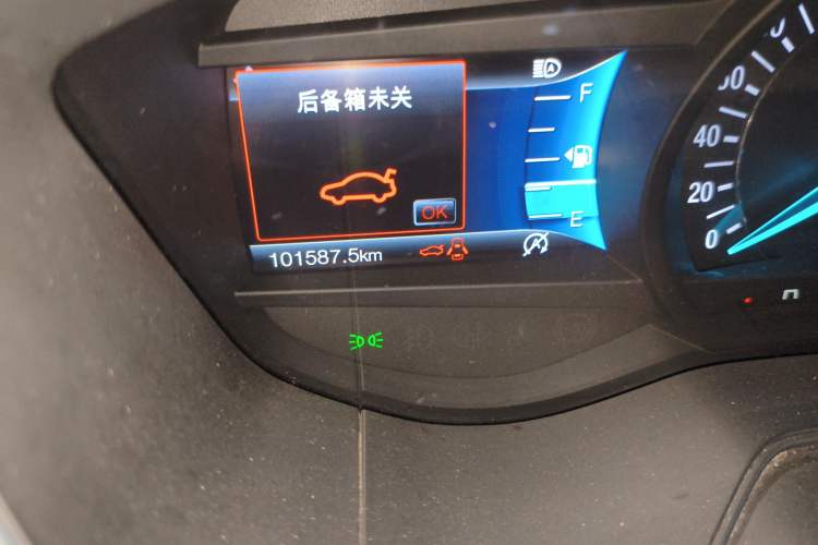 Used Ford Mondeo 2017 EcoBoost 180 Luxury Model Odometer Close Up