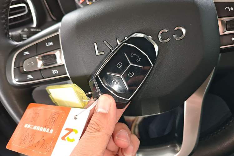 Used Lynk & Co 01 2019 2.0T Two-Wheel Drive Zhaopu Version China VI Standard
